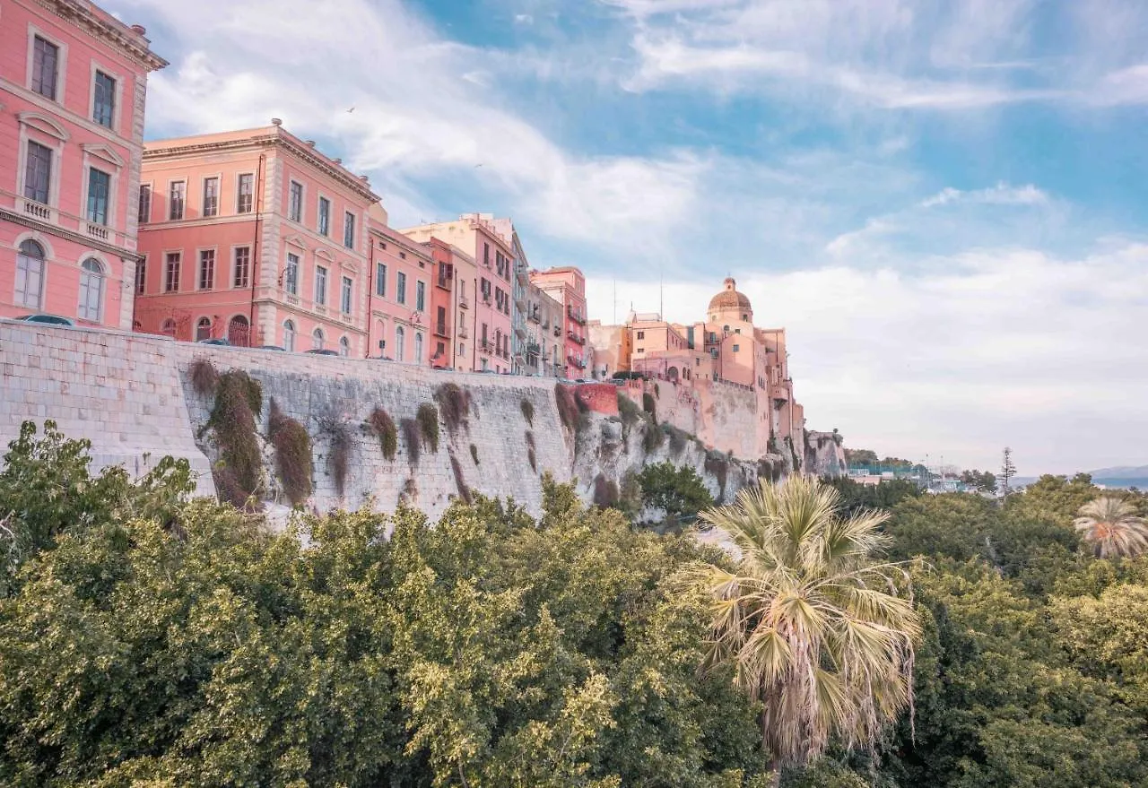 Apartment Minimalist Chic A Villanova 3Bdr - 2Bth - Wifi Cagliari