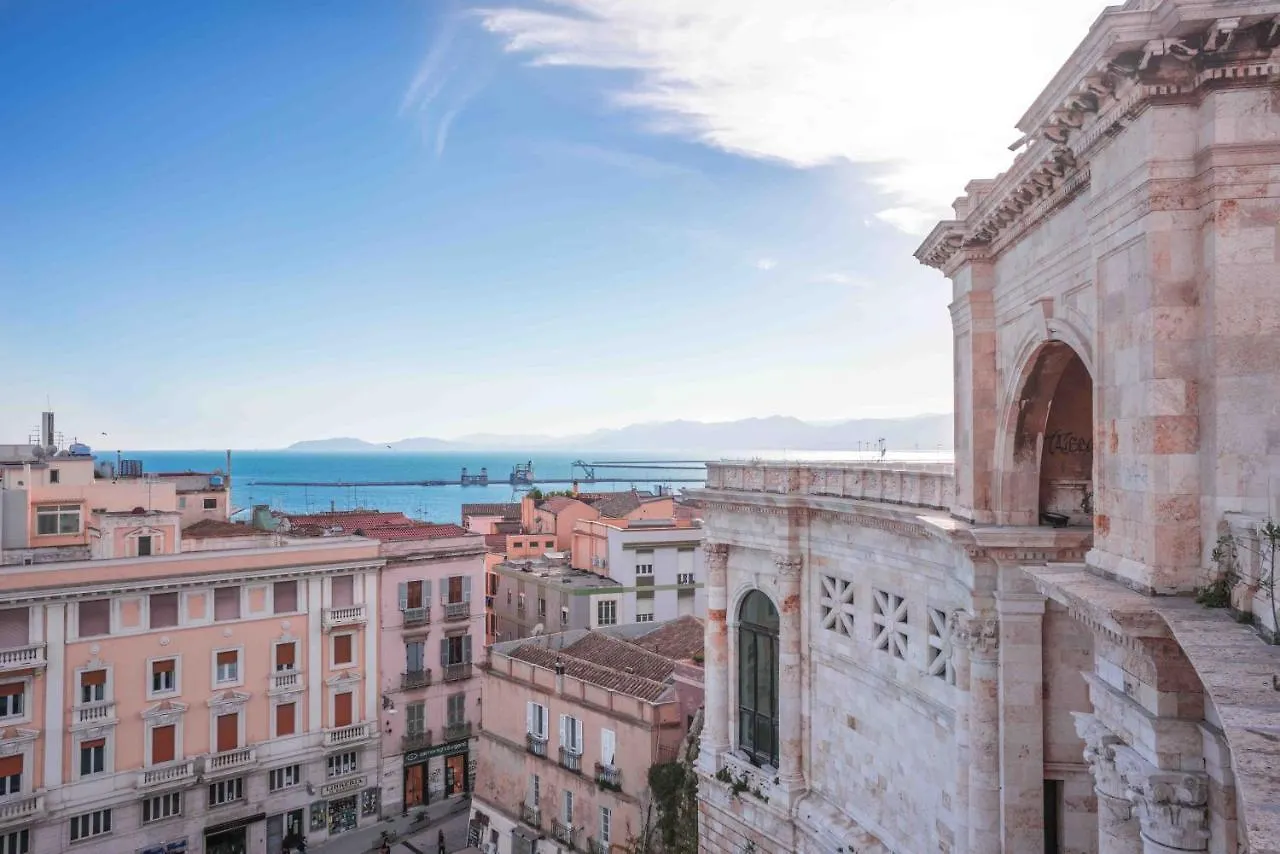 Minimalist Chic A Villanova 3Bdr - 2Bth - Wifi Cagliari 0*,  Italy